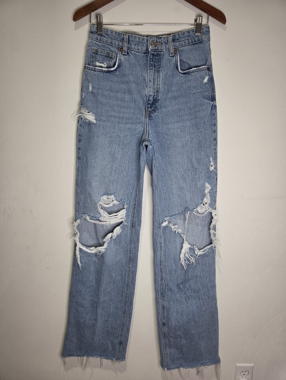 Zara High Rise Straight Leg Ripped Denim Jeans Size 6